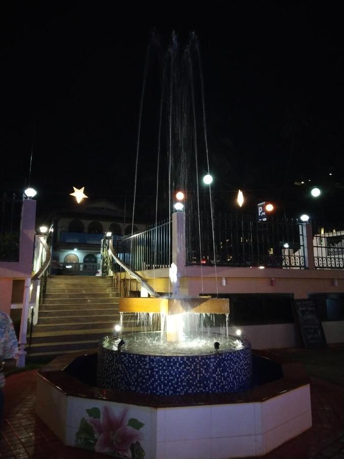 Bluesea Beach Resort Candolim Bagian luar foto
