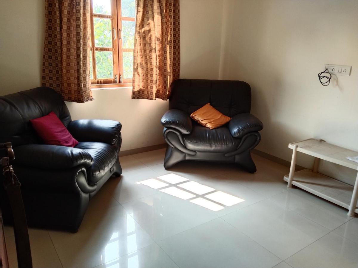 Bluesea Beach Resort Candolim Bagian luar foto